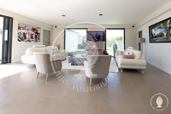 Maison d'exception à vendre à La Flotte - Référence NB463 , La flotte