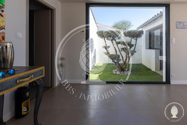 Maison d'exception à vendre à La Flotte - Référence NB463 , La flotte