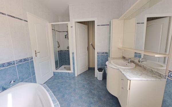 Maison à vendre    4 pièces •  Dompierre-sur-Mer