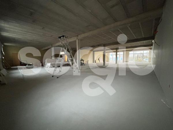 Location Local Commercial 307 60280 Clairoix 43 1160 01 0002