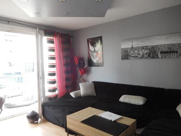 Appartement T4, 1er étage, 80 m2, 3 Chambres, 2 Balcons, Garage, Parking, Cave, Grenier,