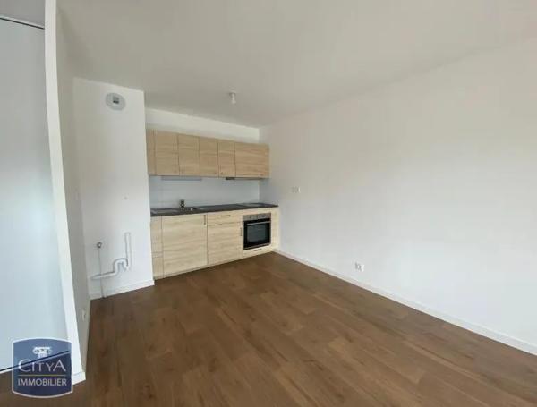 Appartement à louer 2 pièces 43.12m² Concarneau (29900)