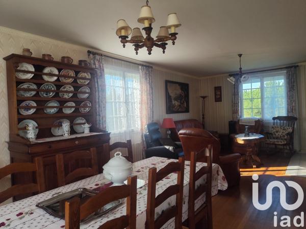 Maison 5 pièces de 131 m² à Clessé (79350)