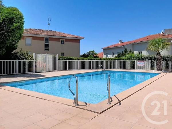 Appartement Studio Cabine à vendre  1 pièce - 31,33 m 2   ST RAPHAEL  - 83