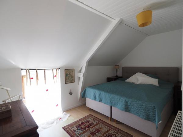 Grande demeure 17ème siècle 9 chambres avec jardin bucolique abrité des regards