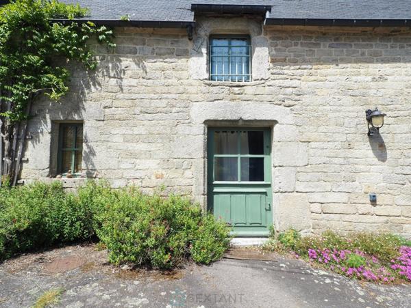 Grande demeure 17ème siècle 9 chambres avec jardin bucolique abrité des regards