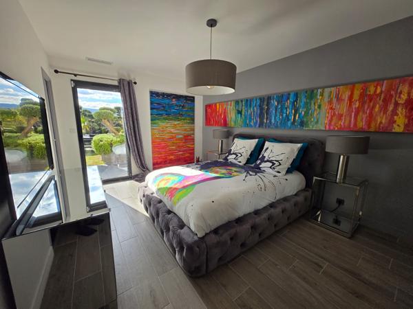 Gordes (84220) PROPRIETE D'EXCEPTION - ELEGANCE ET RAFFINEMENT - GORDES