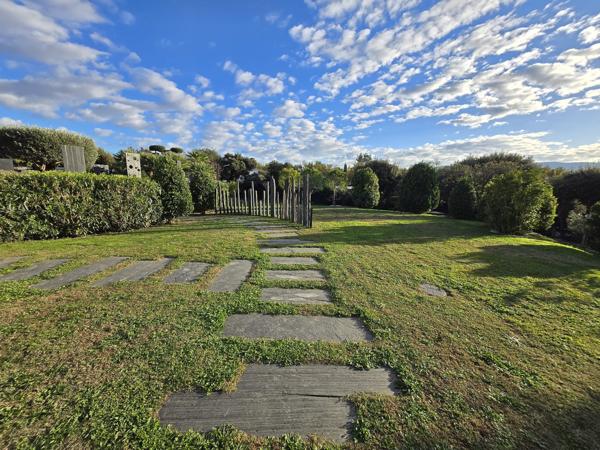 Gordes (84220) PROPRIETE D'EXCEPTION - ELEGANCE ET RAFFINEMENT - GORDES