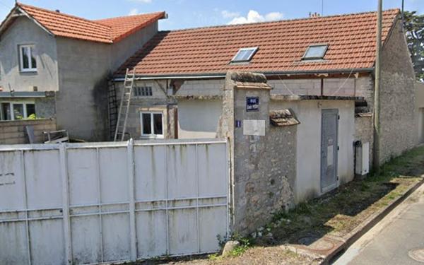 Maison à vendre    3 pièces •  Janville