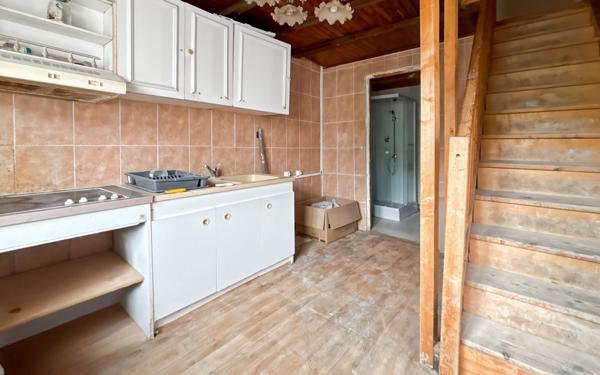 Maison à vendre    3 pièces •  Janville