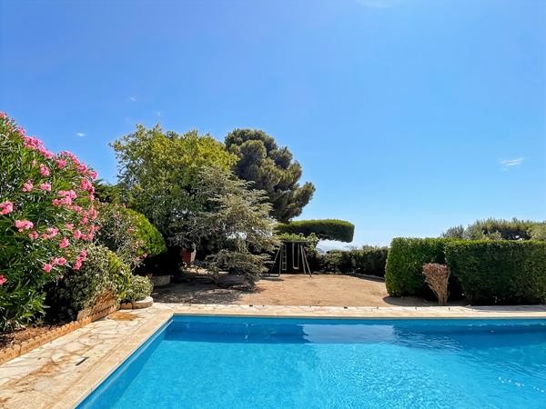 Maison Carry Le Rouet 8 pièce(s) 178.09 m2