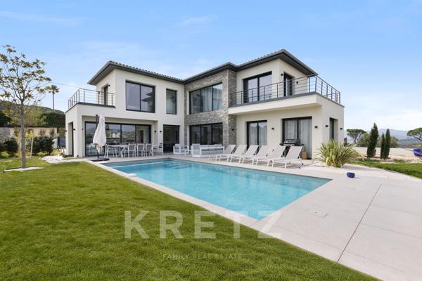 Sainte - Maxime, Villa d'architecte, Sémaphore vue mer.