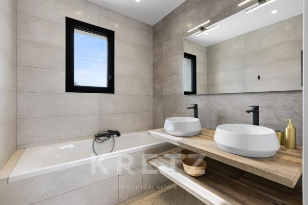 Sainte - Maxime, Villa d'architecte, Sémaphore vue mer.