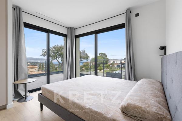 Sainte - Maxime, Villa d'architecte, Sémaphore vue mer.