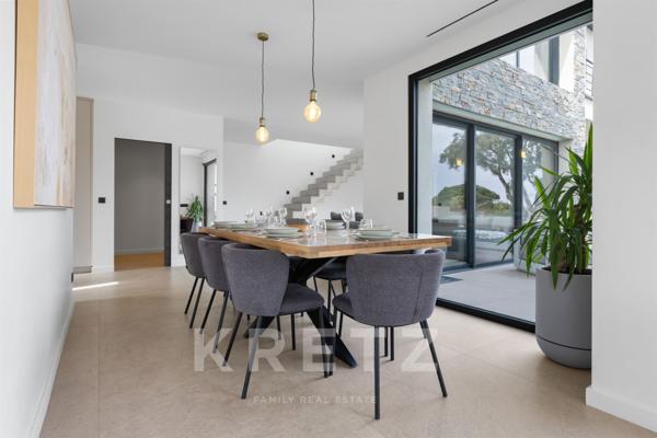 Sainte - Maxime, Villa d'architecte, Sémaphore vue mer.