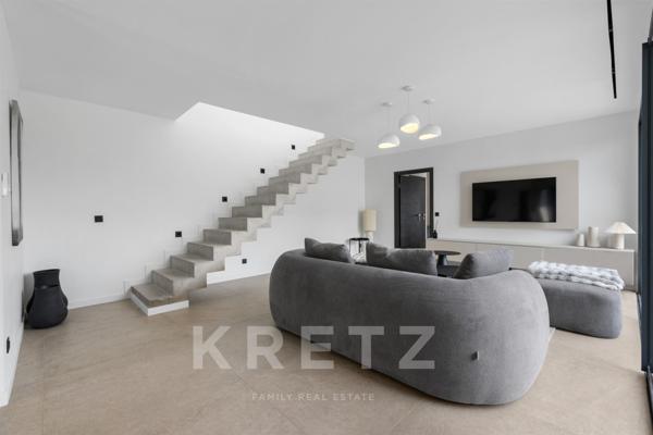 Sainte - Maxime, Villa d'architecte, Sémaphore vue mer.