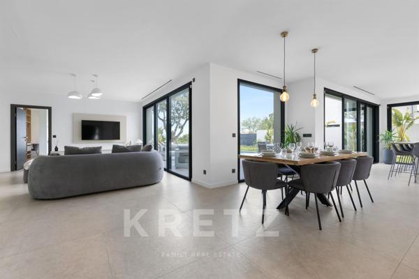 Sainte - Maxime, Villa d'architecte, Sémaphore vue mer.