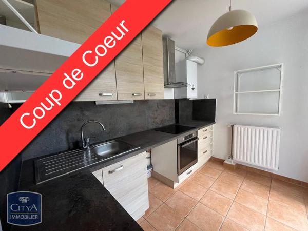 Appartement à louer 4 pièces 84.85m² Sathonay-Camp (69580)
