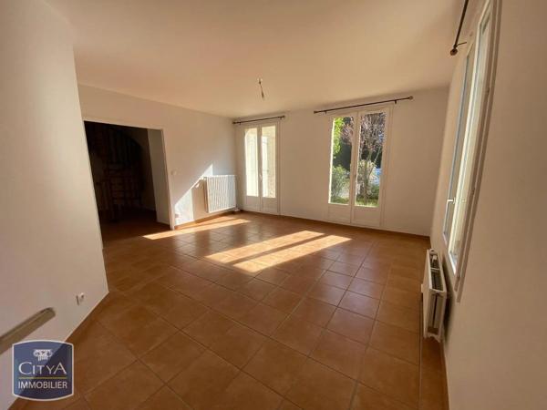 Appartement à louer 4 pièces 84.85m² Sathonay-Camp (69580)