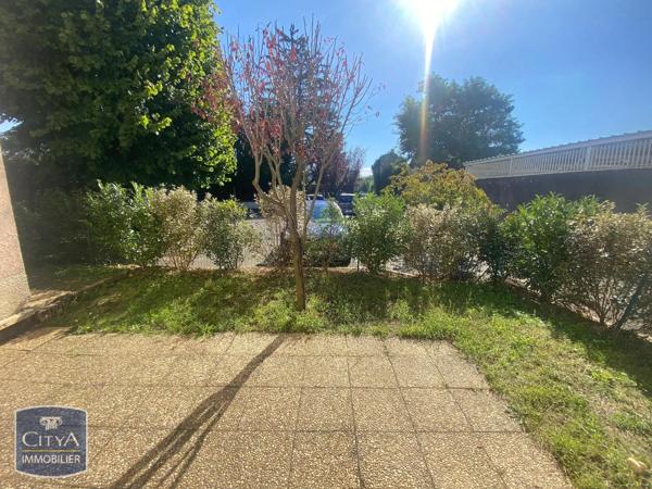 Appartement à louer 4 pièces 84.85m² Sathonay-Camp (69580)