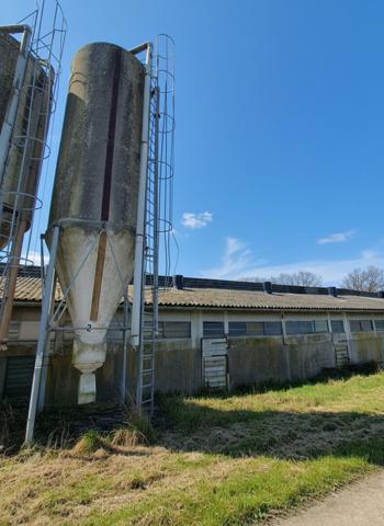 Ferme 1 pièce(s) 660 m2