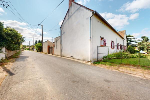 Exclusivité Liberkeys – Maison 93 m² + Sous-sol total – Jardin clos – Muides-sur-Loire