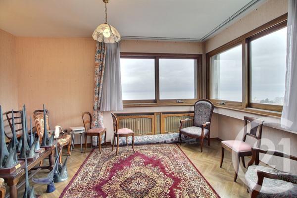 Appartement F2 à vendre  4 pièces - 100 m2 EVIAN LES BAINS - 74