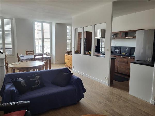 Appartement à louer |  ROCHEFORT |  3 pièces | 82 m²
