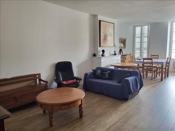 Appartement à louer |  ROCHEFORT |  3 pièces | 82 m²
