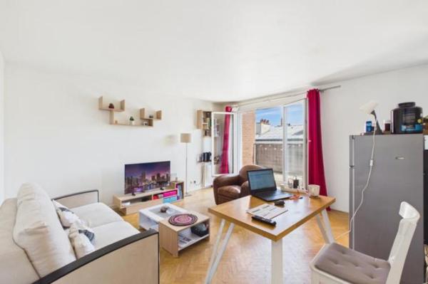 Vente - Appartement 1 pièces 45 m 2 AUBERVILLIERS (93300)