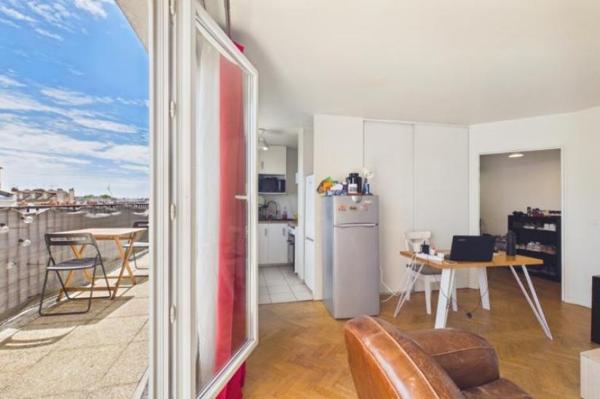 Vente - Appartement 1 pièces 45 m 2 AUBERVILLIERS (93300)