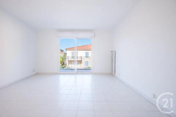 Appartement T3 à vendre  3 pièces - 66,41 m 2   ANTIBES  - 06