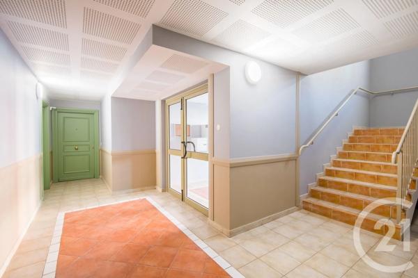 Appartement T3 à vendre  3 pièces - 66,41 m 2   ANTIBES  - 06