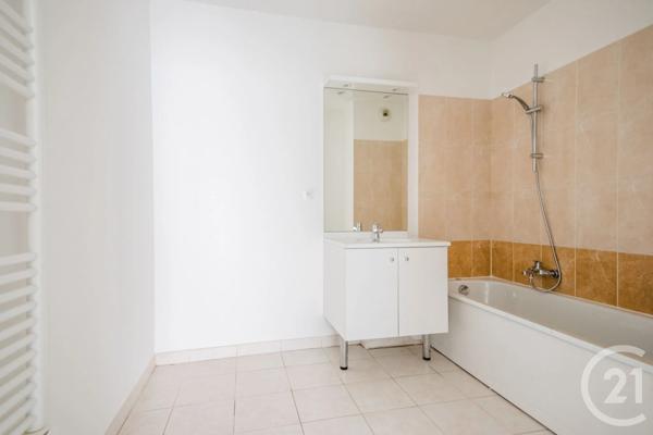 Appartement T3 à vendre  3 pièces - 66,41 m 2   ANTIBES  - 06