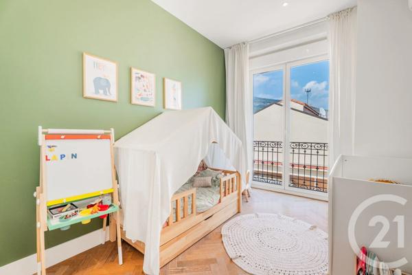 Appartement F3 à vendre  3 pièces - 87,50 m 2   MENTON  - 06
