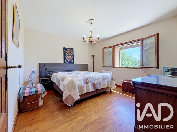 Maison à vendre 9 pièces 140 m² Caderousse