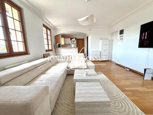 Carrières-sous-Poissy: Appartement 2 pièces -42m²-1 ch