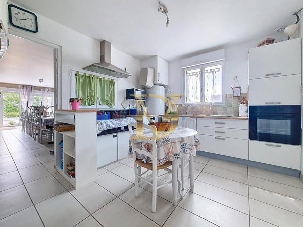 À vendre – Grande maison familiale avec potentiel chambres d’hôtes à Chissay-en-Touraine