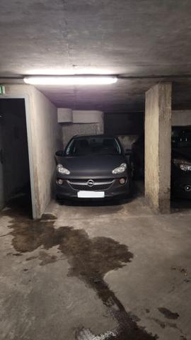 Place de parking - rue de la Voûte (75012)