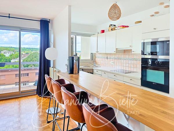 Appartement familial à 15 mn du RER