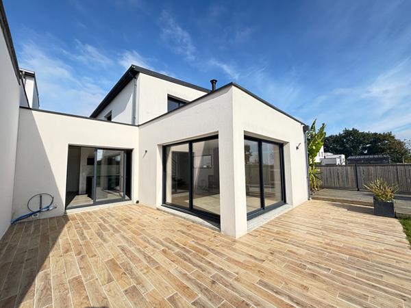 EXCLUSIVITE - MAISON SAINT ERBLON - 4 CHAMBRES - EXPOSITION SUD