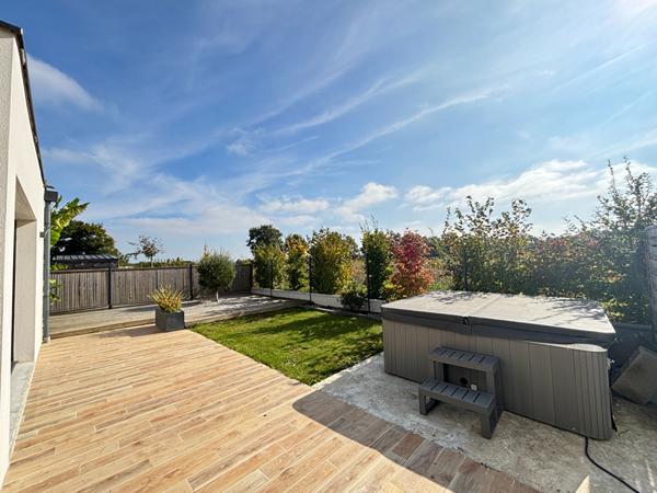 EXCLUSIVITE - MAISON SAINT ERBLON - 4 CHAMBRES - EXPOSITION SUD