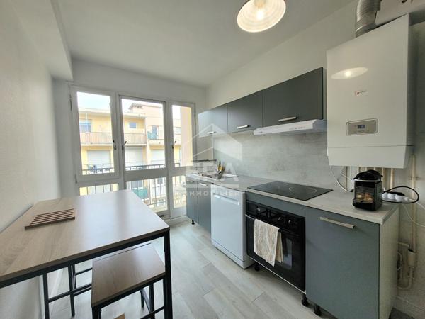 LOCATION MEUBLEE - PAU - Secteur Verdun : Appartement T3 de 63m²  avec 2 balcons et parking