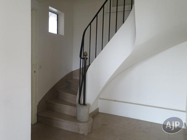 Appartement à louer Paris 7eme : 4 pièces, 112m² avec 3 chambre(s) à 4 294€ - AJP Immobilière Passy Paris 16