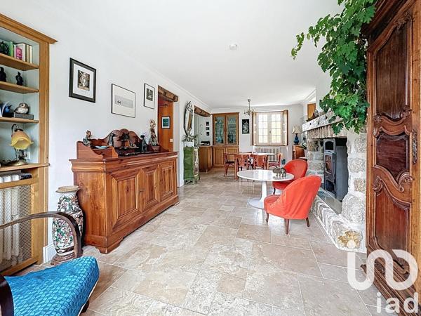 Maison à vendre 6 pièces 230 m² Festigny