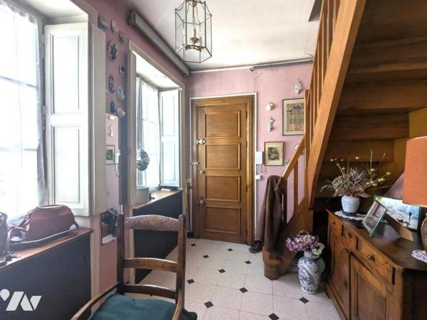 APPARTEMENT 5 PIECES - 3 CHAMBRES - RUE DE STRASBOURG - NANTES