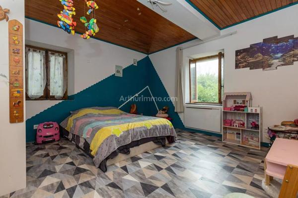 Vente Maison 4 pièces 105 m2 à Les Avenières Veyrins-Thuellin