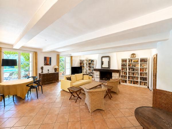 Maison coup de coeur 6 pièce(s) 210 m2