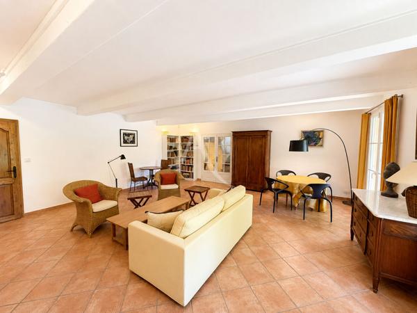 Maison coup de coeur 6 pièce(s) 210 m2