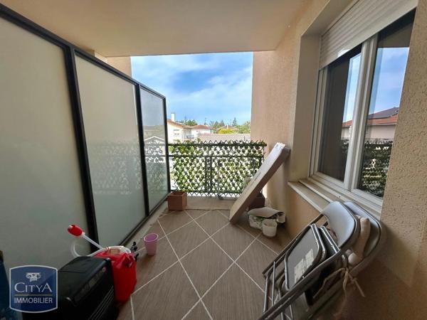 Appartement à louer 2 pièces 39.76m² Bourg-en-Bresse (01000)